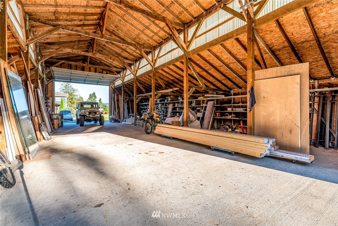 1830 East Smith Road Bellingham, WA 98226 - Photo 38 of 40 Gallery Image 38