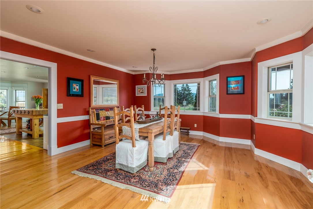 1830 East Smith Road Bellingham, WA 98226 - Photo 5 of 40 Gallery Image 5
