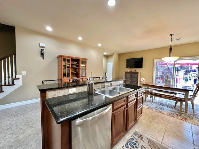 $310,000 | 6182 Glenview Drive, Newburgh, IN 47630