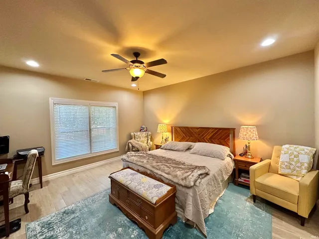 $310,000 | 6182 Glenview Drive, Newburgh, IN 47630