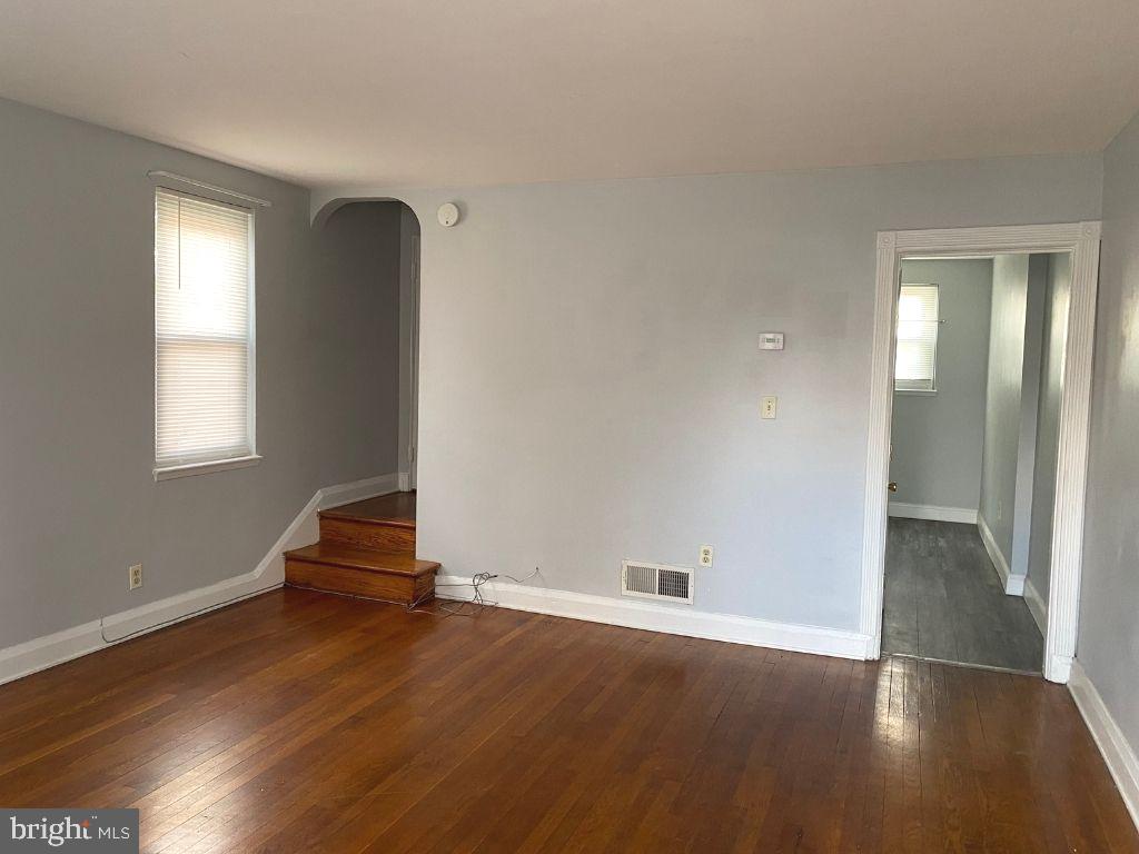 8607 Pleasant Plains Road Towson, MD 21286 - Photo 3 of 13
