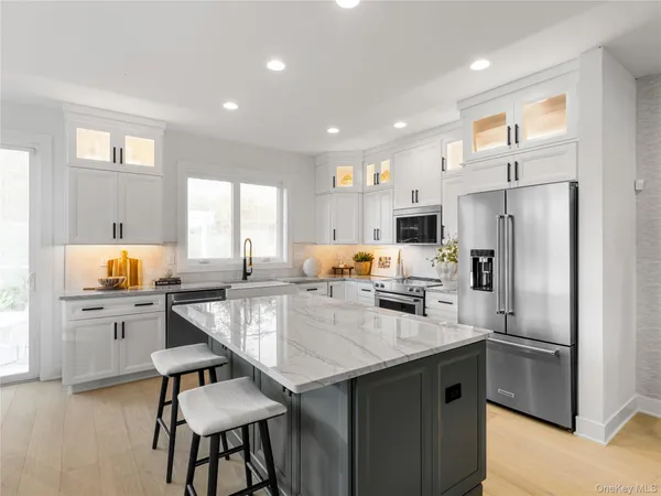 $679,000 | 5110 Teaberry Lane, Unit 31, Fishkill, NY 12524