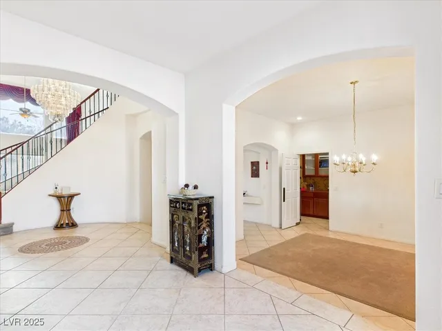 $1,188,000 | 321 Whispering Tree Avenue, Las Vegas, NV 89183