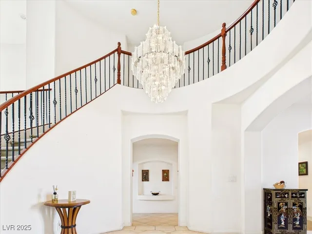 $1,188,000 | 321 Whispering Tree Avenue, Las Vegas, NV 89183