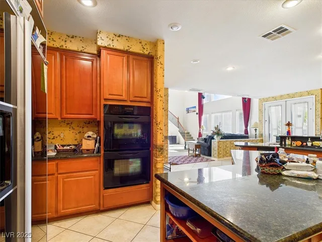 $1,188,000 | 321 Whispering Tree Avenue, Las Vegas, NV 89183