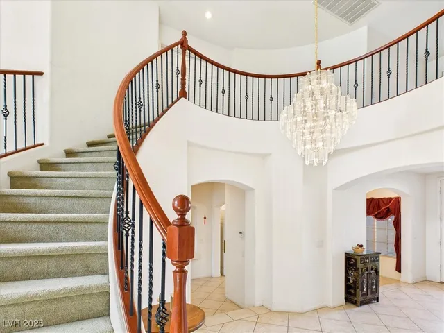 $1,188,000 | 321 Whispering Tree Avenue, Las Vegas, NV 89183