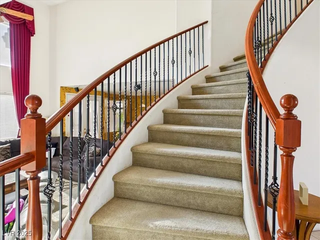 $1,188,000 | 321 Whispering Tree Avenue, Las Vegas, NV 89183