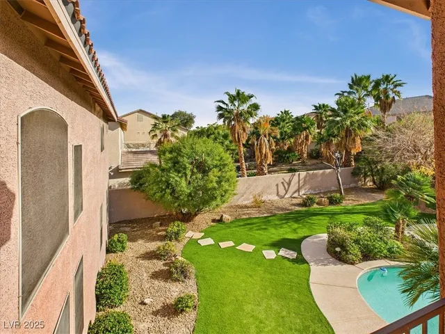 $1,188,000 | 321 Whispering Tree Avenue, Las Vegas, NV 89183