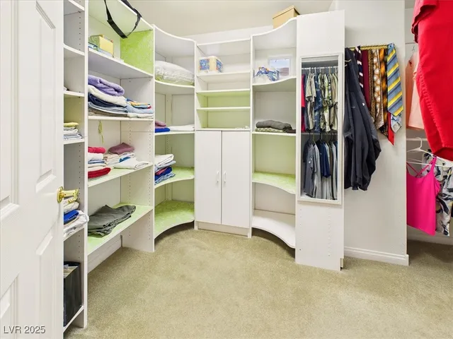 $1,188,000 | 321 Whispering Tree Avenue, Las Vegas, NV 89183