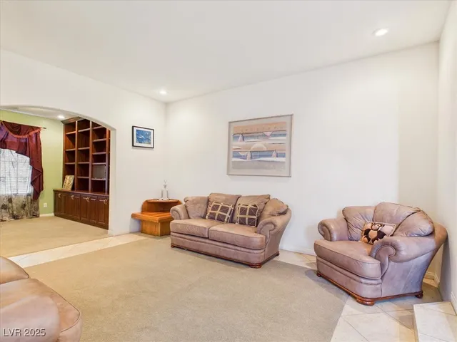 $1,188,000 | 321 Whispering Tree Avenue, Las Vegas, NV 89183