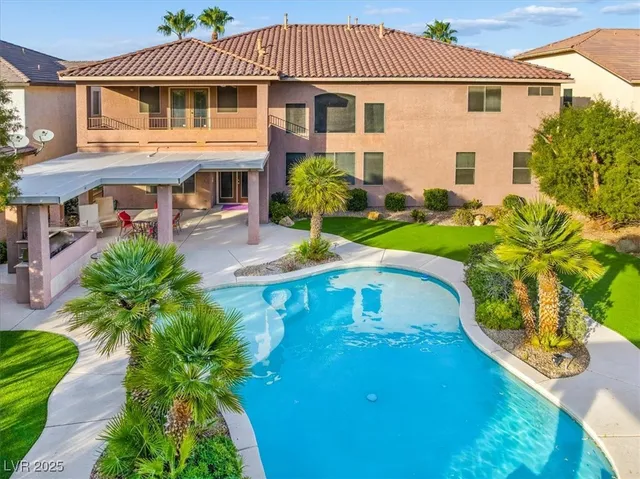 $1,188,000 | 321 Whispering Tree Avenue, Las Vegas, NV 89183