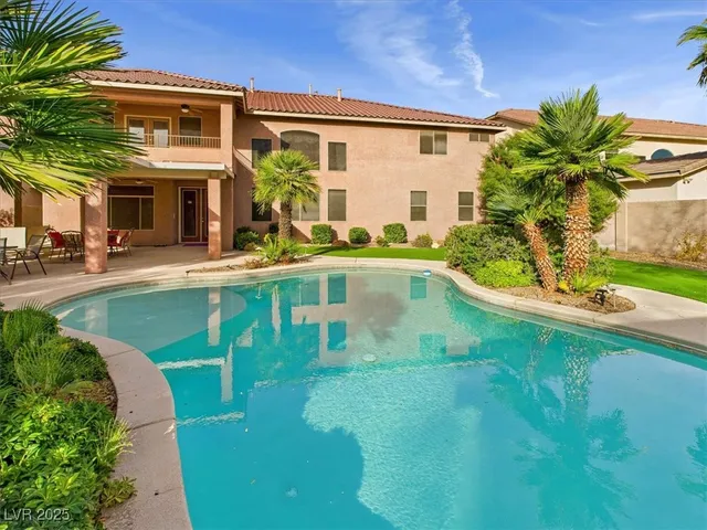 $1,188,000 | 321 Whispering Tree Avenue, Las Vegas, NV 89183