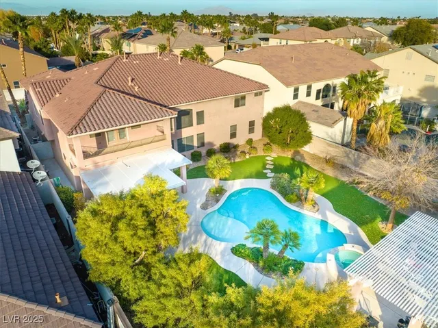 $1,188,000 | 321 Whispering Tree Avenue, Las Vegas, NV 89183
