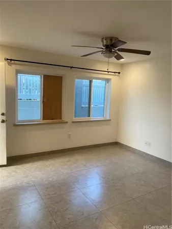 $2,400 | 734 8th Avenue, Unit DOWNSTAIRS, Honolulu, HI 96816