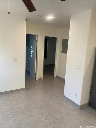 $2,400 | 734 8th Avenue, Unit DOWNSTAIRS, Honolulu, HI 96816