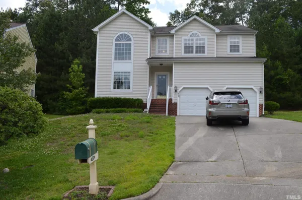 $2,450 | 1005 Double Spring Court, Apex, NC 27502