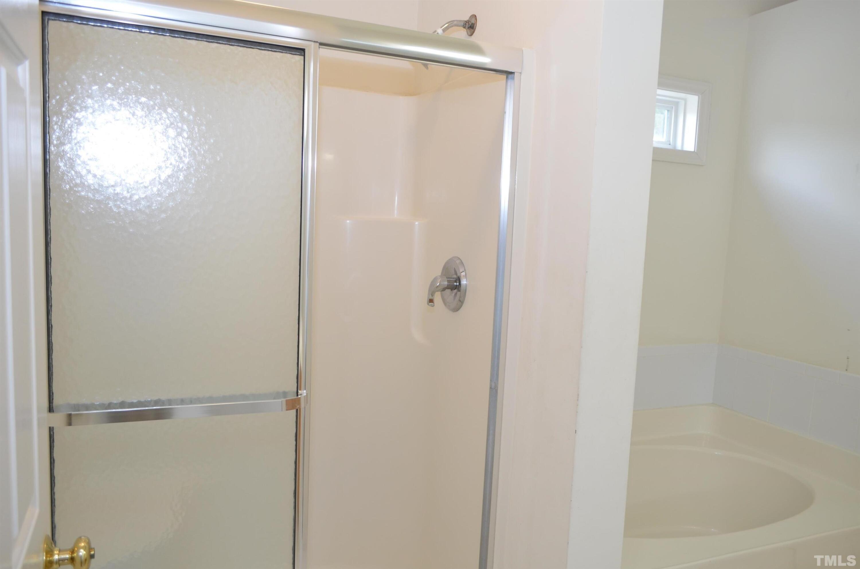 1005 Double Spring Court Apex, NC 27502 - Photo 22 of 62 Photo #29