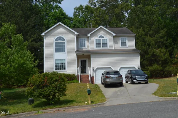 $2,450 | 1005 Double Spring Court, Apex, NC 27502