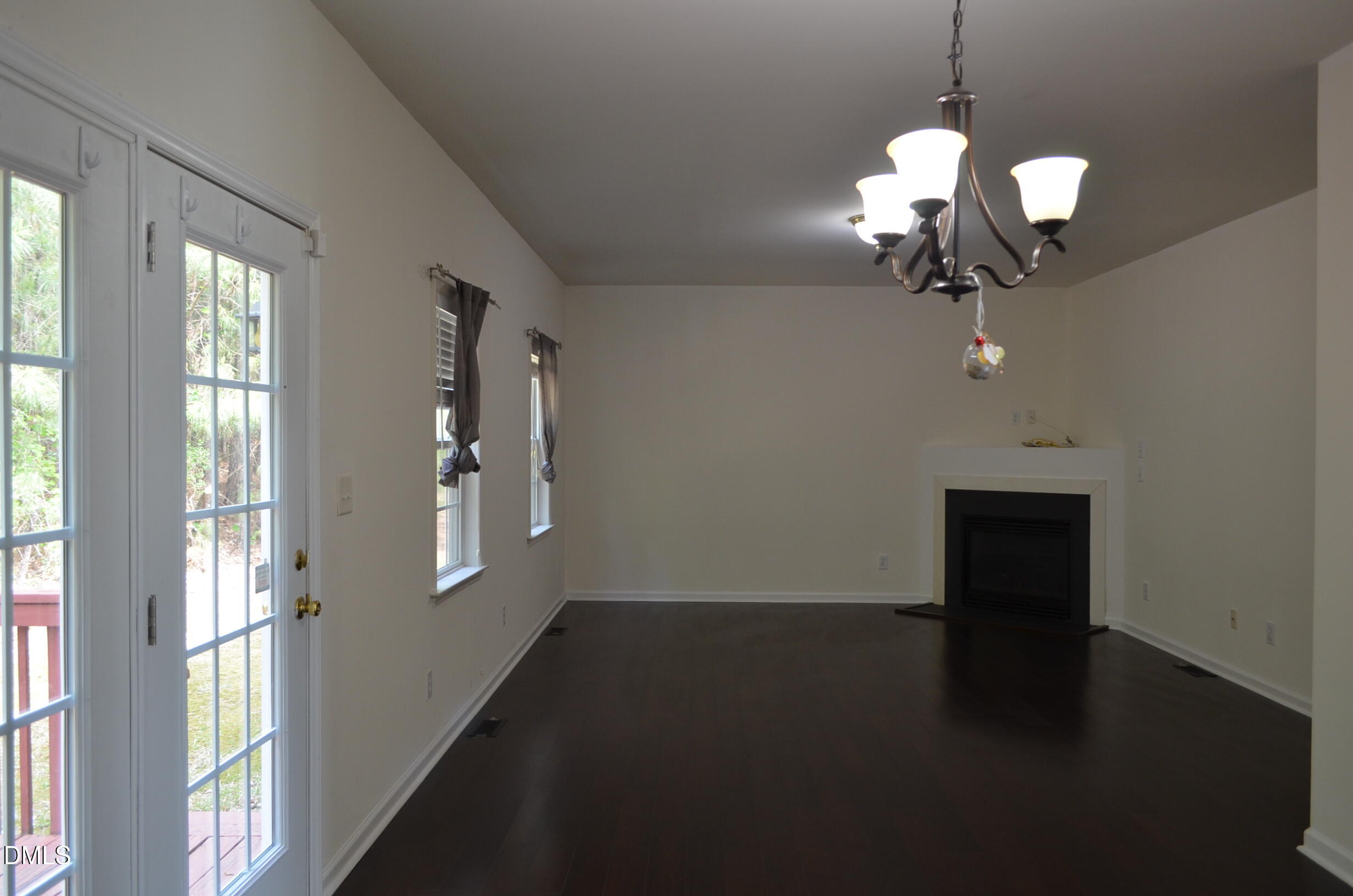 1005 Double Spring Court Apex, NC 27502 - Photo 35 of 62 DSC_2352