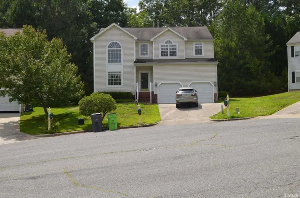 $2,450 | 1005 Double Spring Court, Apex, NC 27502