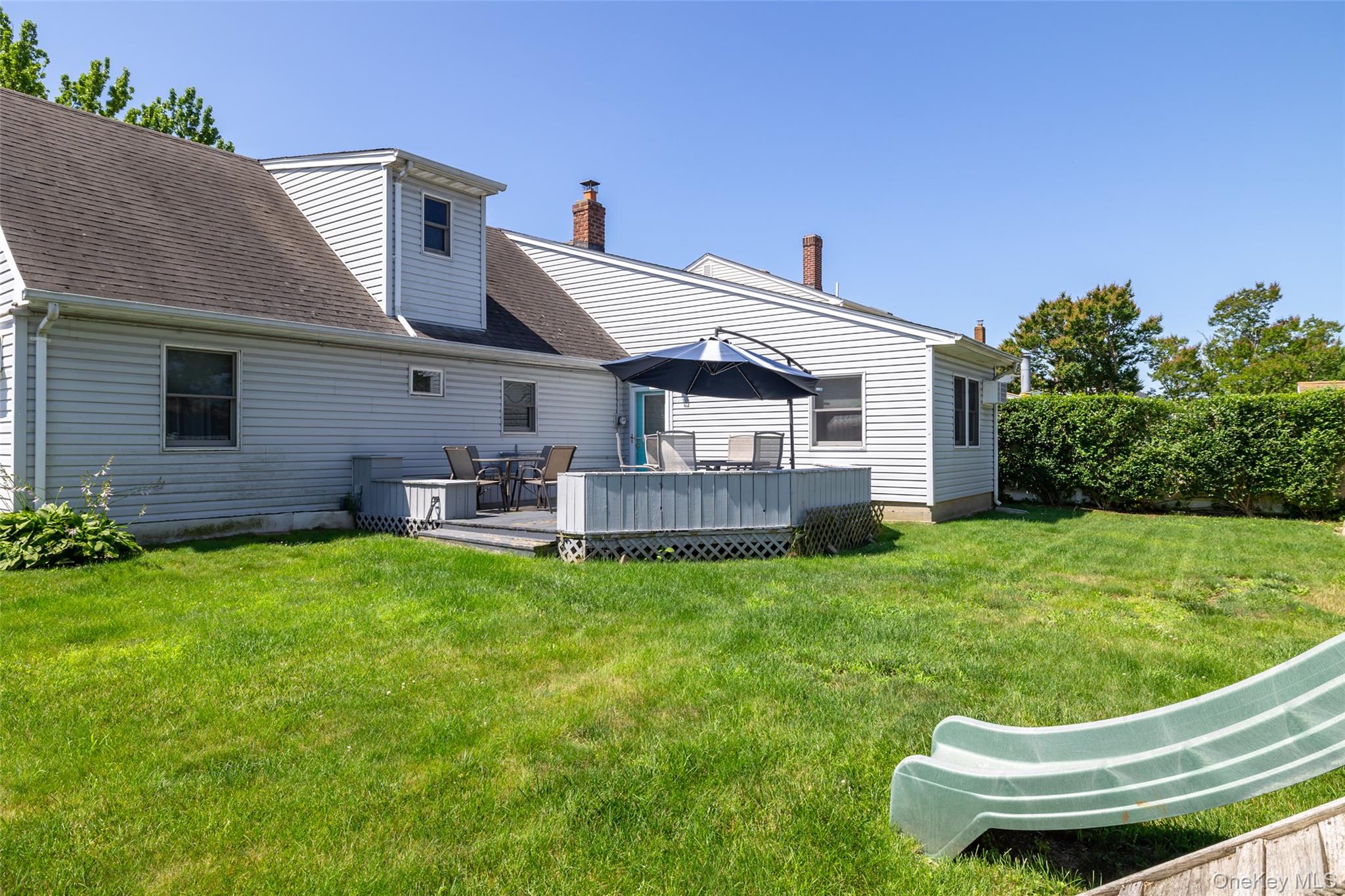 3977 Baylis Road Seaford, NY 11783 - Photo 29 of 33