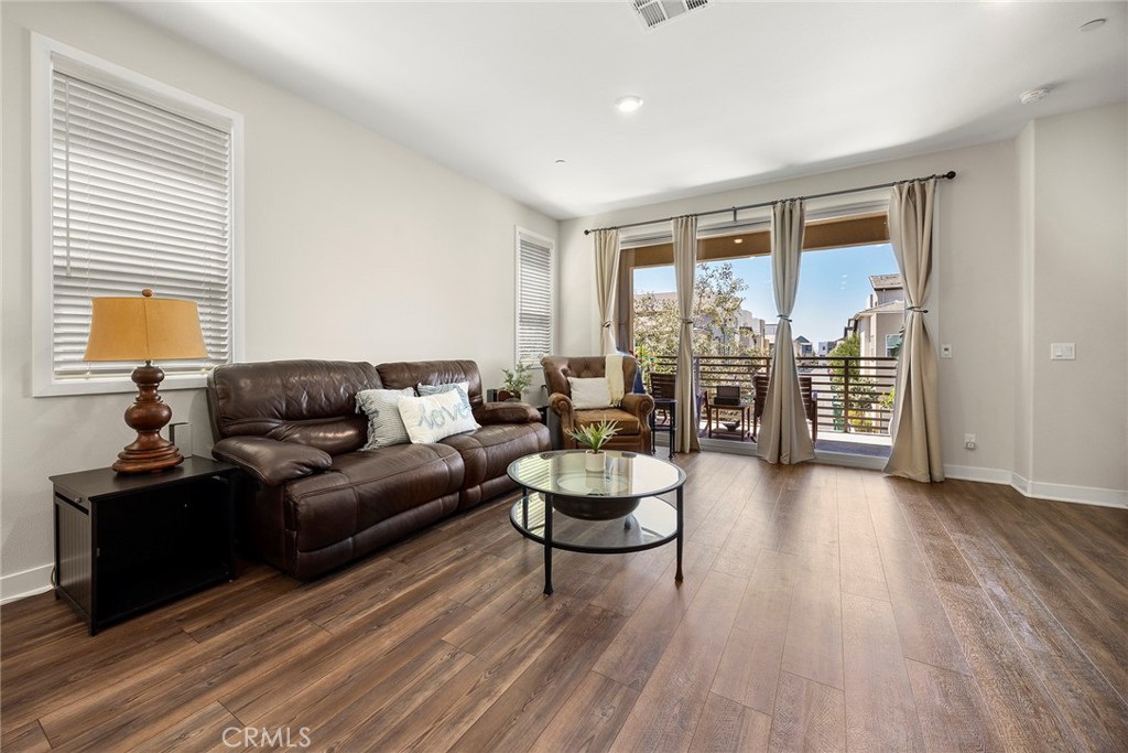 204 Keeper Irvine, CA 92618 - Photo 11 of 27 2nd Floor