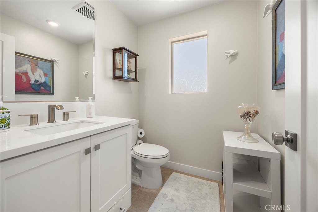 204 Keeper Irvine, CA 92618 - Photo 20 of 27 2nd Floor