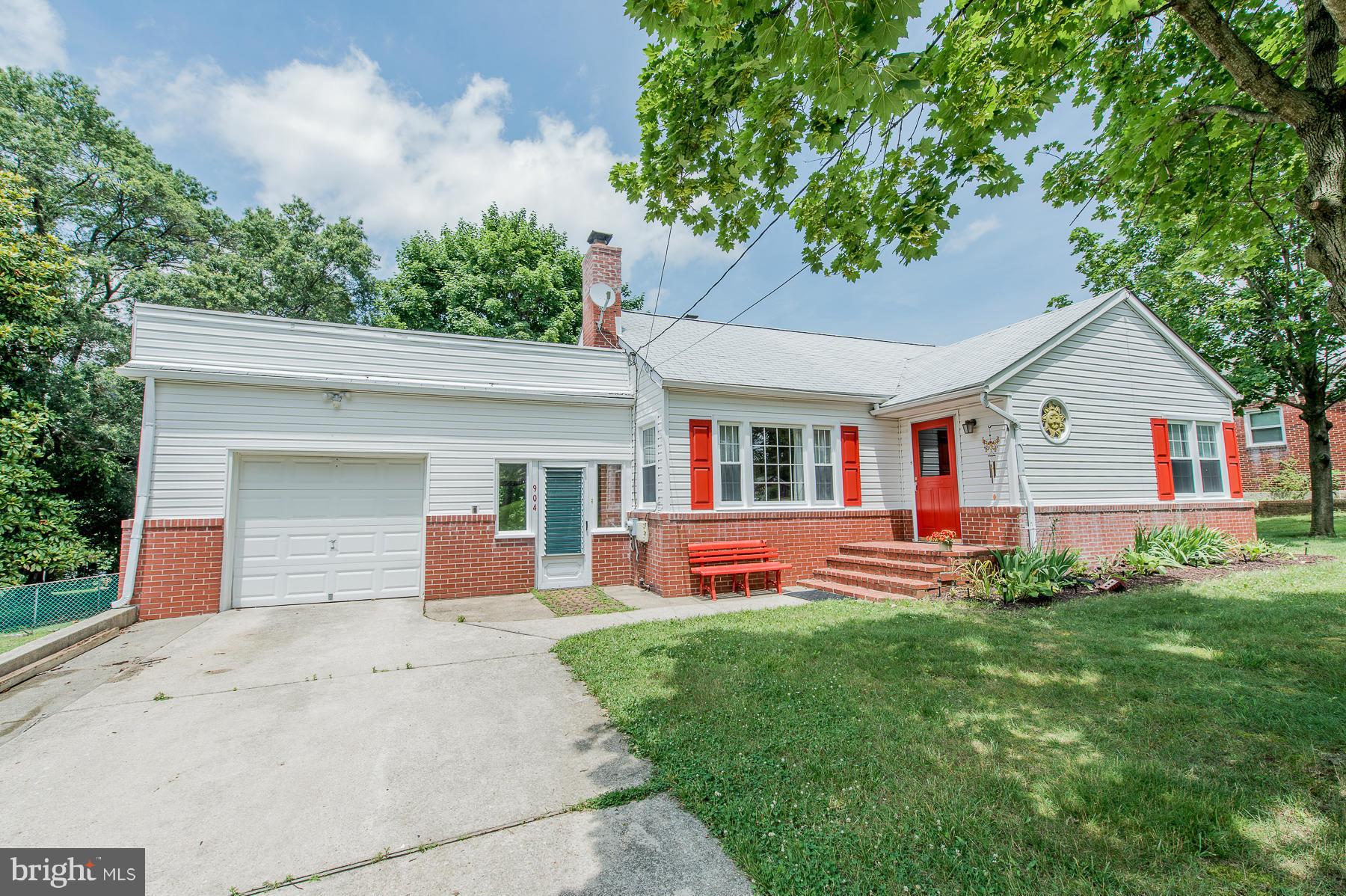 904 Hillcrest Road Hanover, MD 21076 - Photo 1 of 28 Exterior (Front)