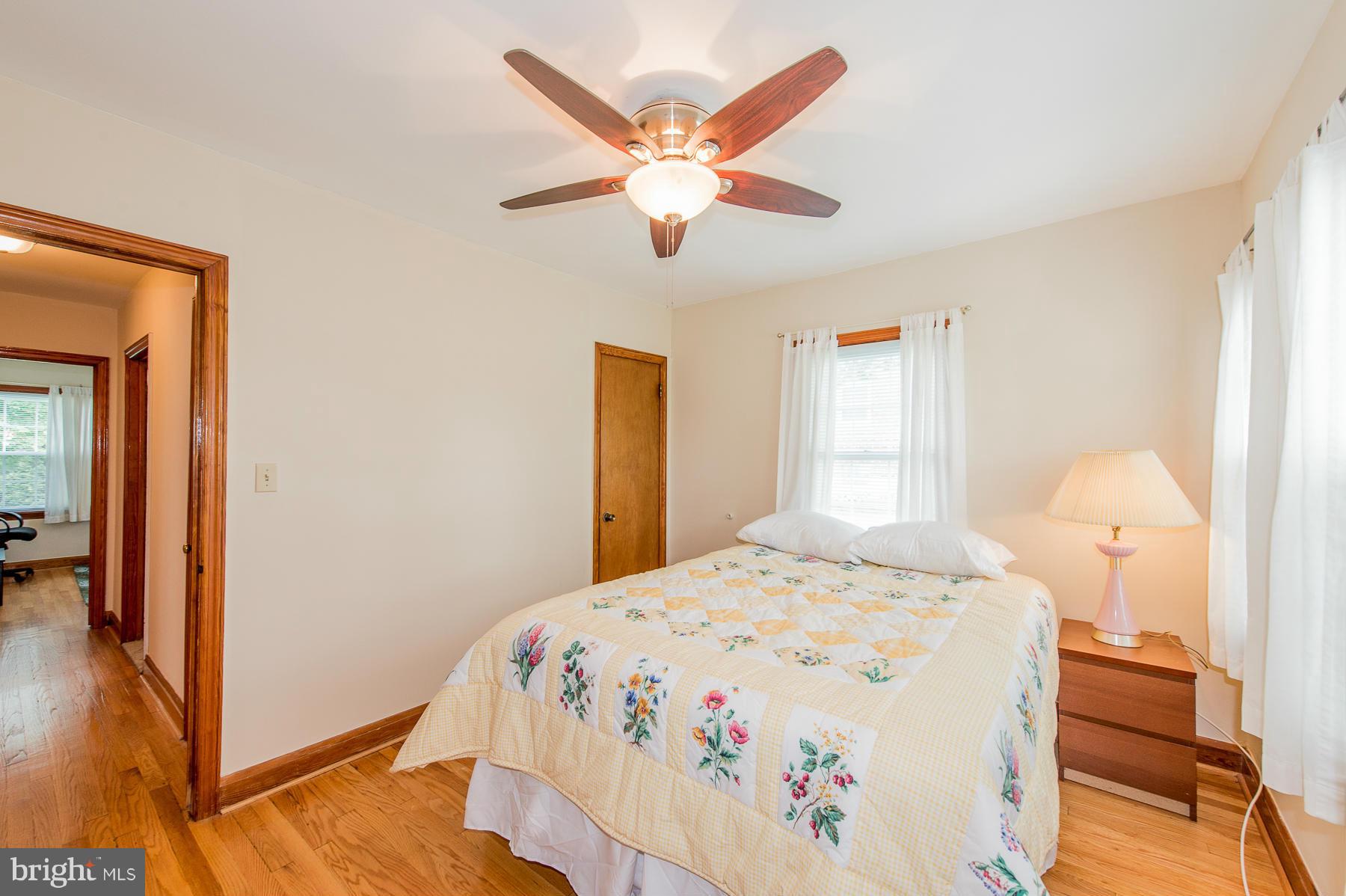 904 Hillcrest Road Hanover, MD 21076 - Photo 12 of 28 Bath (Master)