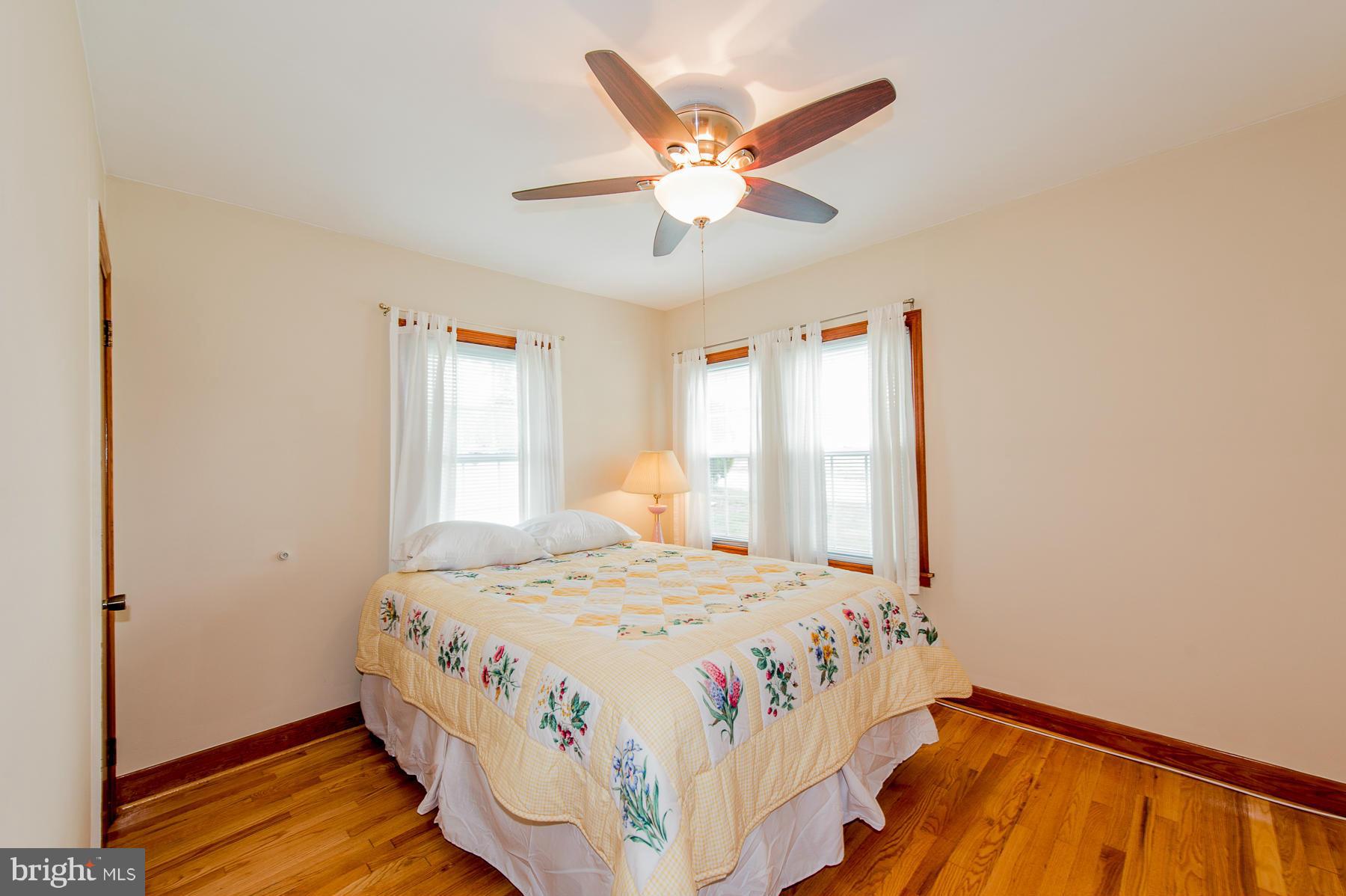 904 Hillcrest Road Hanover, MD 21076 - Photo 13 of 28 Bath (Master)