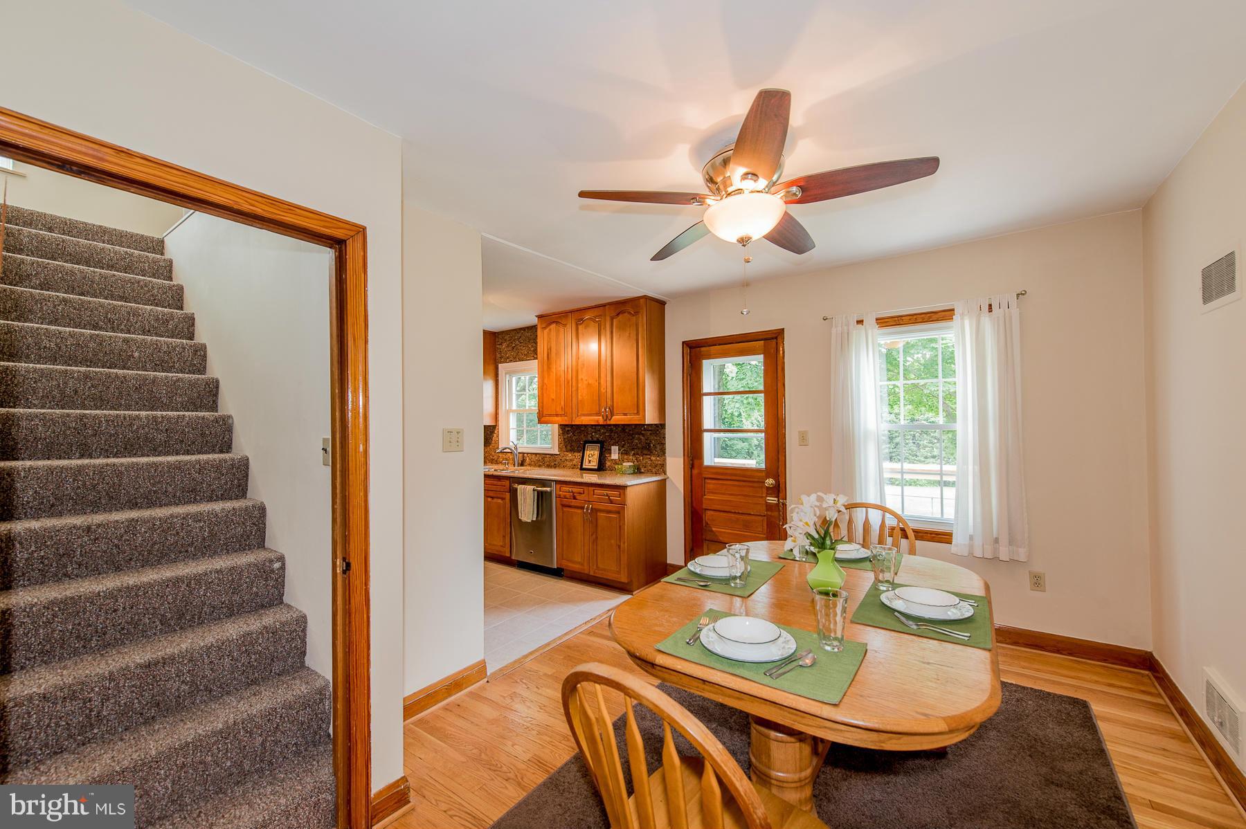 904 Hillcrest Road Hanover, MD 21076 - Photo 5 of 28 Dining Room