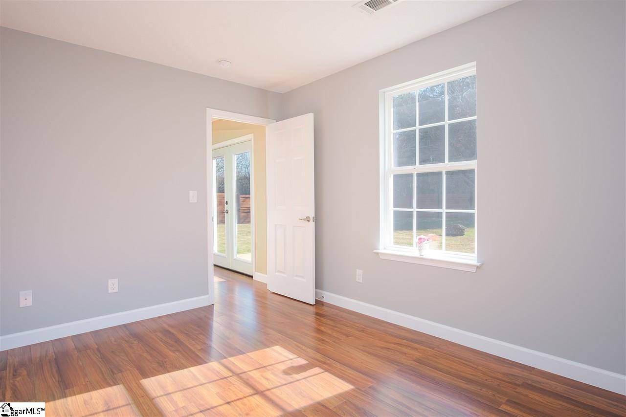 1 Dakota Road Greenville, SC 29617 - Photo 24 of 29 Gallery Image 24