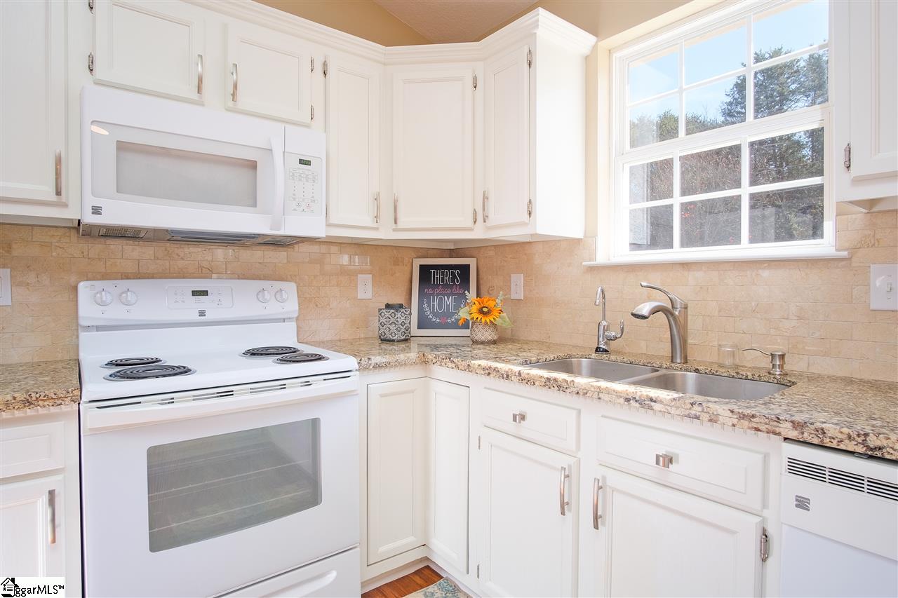 1 Dakota Road Greenville, SC 29617 - Photo 7 of 29 Gallery Image 7