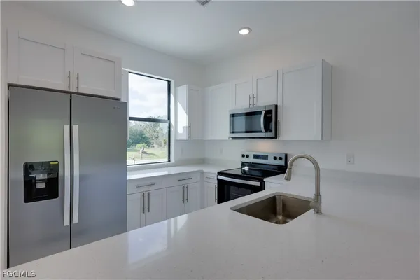 $1,850 | 714 West 12th Street, Lehigh Acres, FL 33972