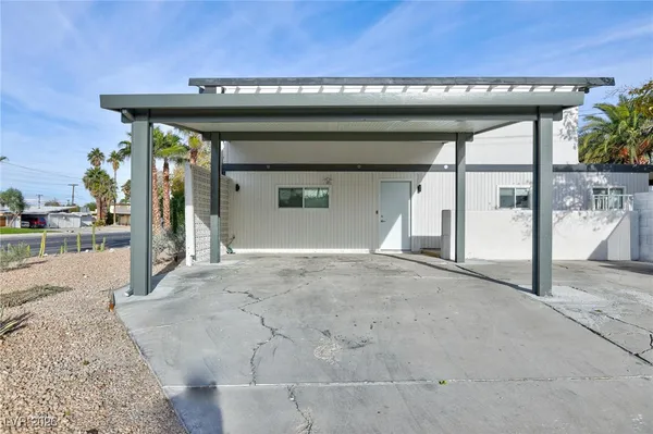 $3,995 | 1607 Pawnee Drive, Las Vegas, NV 89169