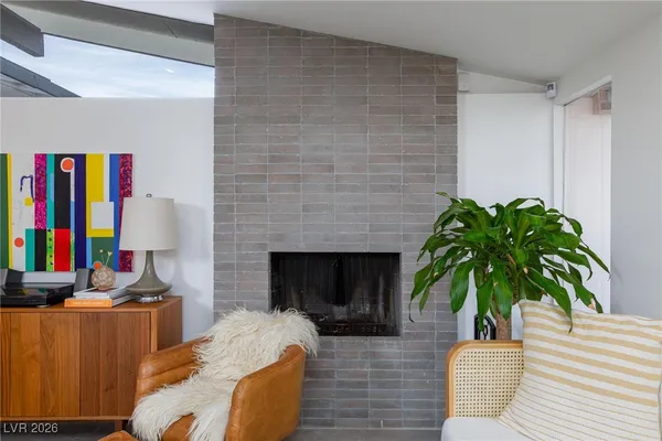 $3,995 | 1607 Pawnee Drive, Las Vegas, NV 89169