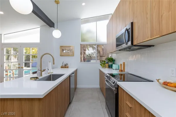 $3,995 | 1607 Pawnee Drive, Las Vegas, NV 89169