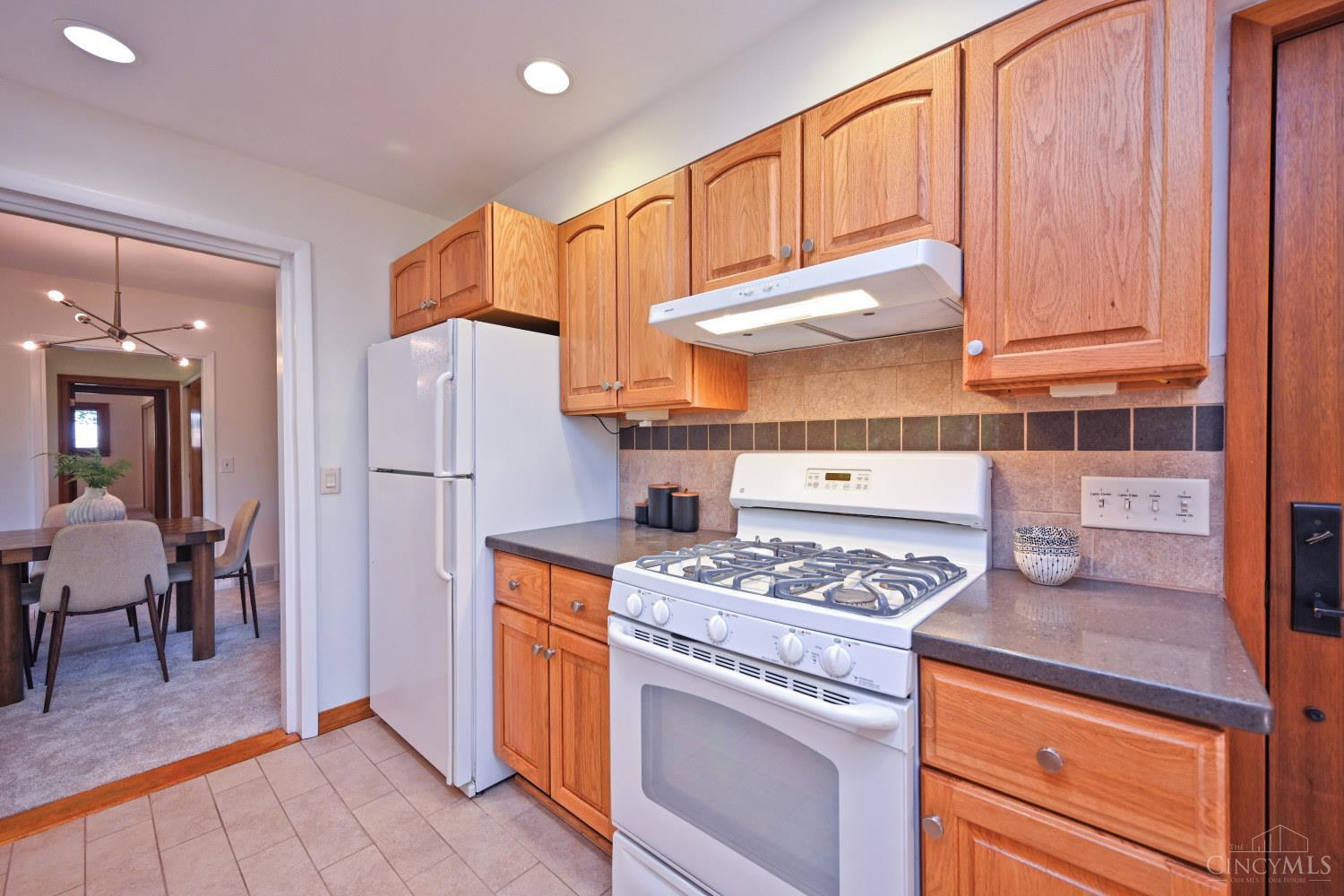 277 Compton Road Wyoming, OH 45215 - Photo 23 of 54 Gallery Image 23
