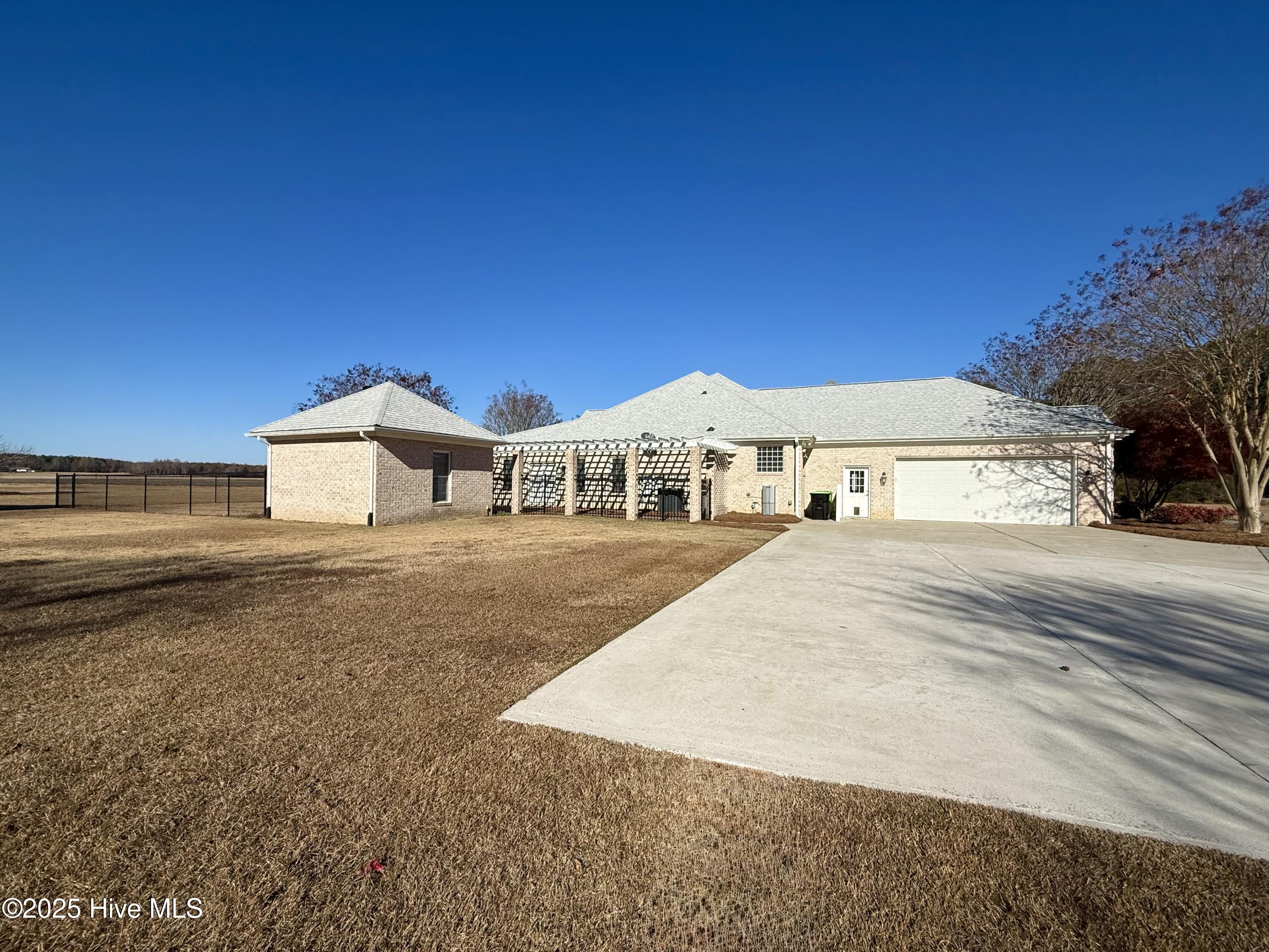 1380 Bear Trap Road Williamston, NC 27892 - Photo 13 of 111 Side View of property