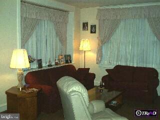 505 Netherwood Road Upper Darby, PA 19082 - Photo 5 of 6