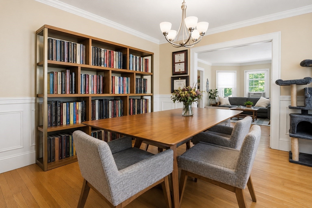 9 Seagrave Road, Unit 1 Cambridge, MA 02140 - Photo 4 of 16
