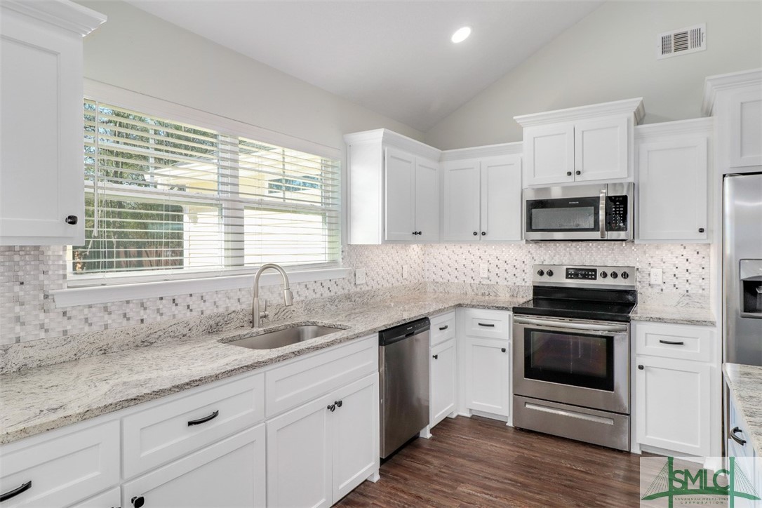 101 Wigeon Way Springfield, GA 31329 - Photo 8 of 34