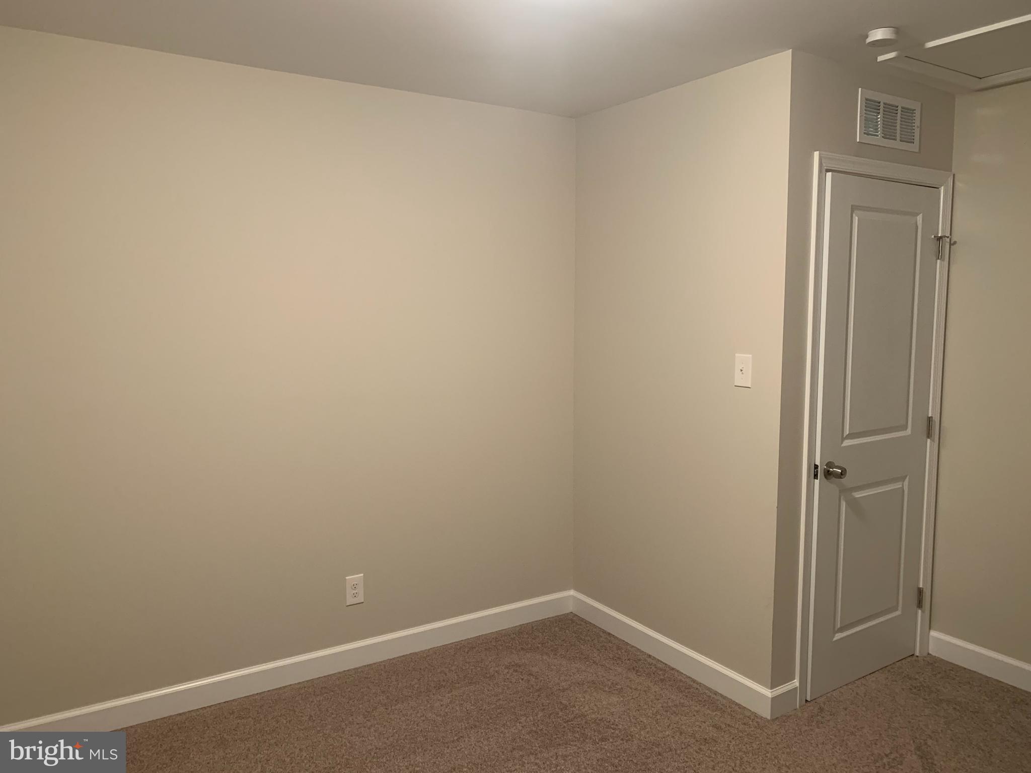 106 Tuscany Road Aston, PA 19014 - Photo 20 of 26 Gallery Image 20