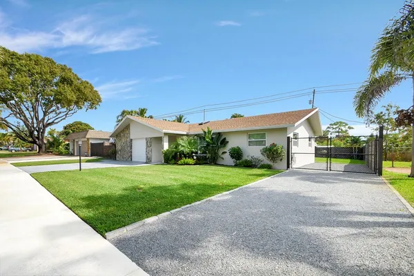 $5,500 | 702 Grove Street, Lake Worth Beach, FL 33461