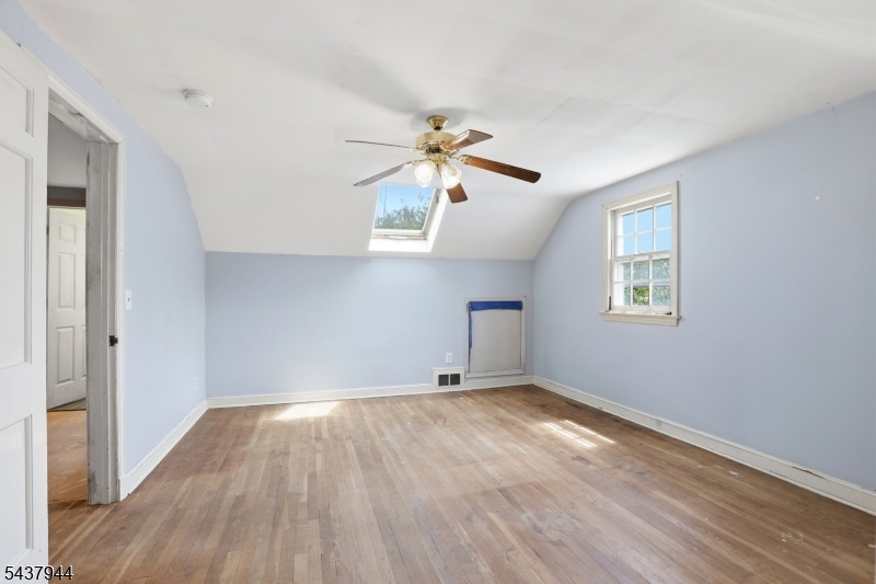 641 Greenbrook Road North Plainfield, NJ 07063 - Photo 22 of 36