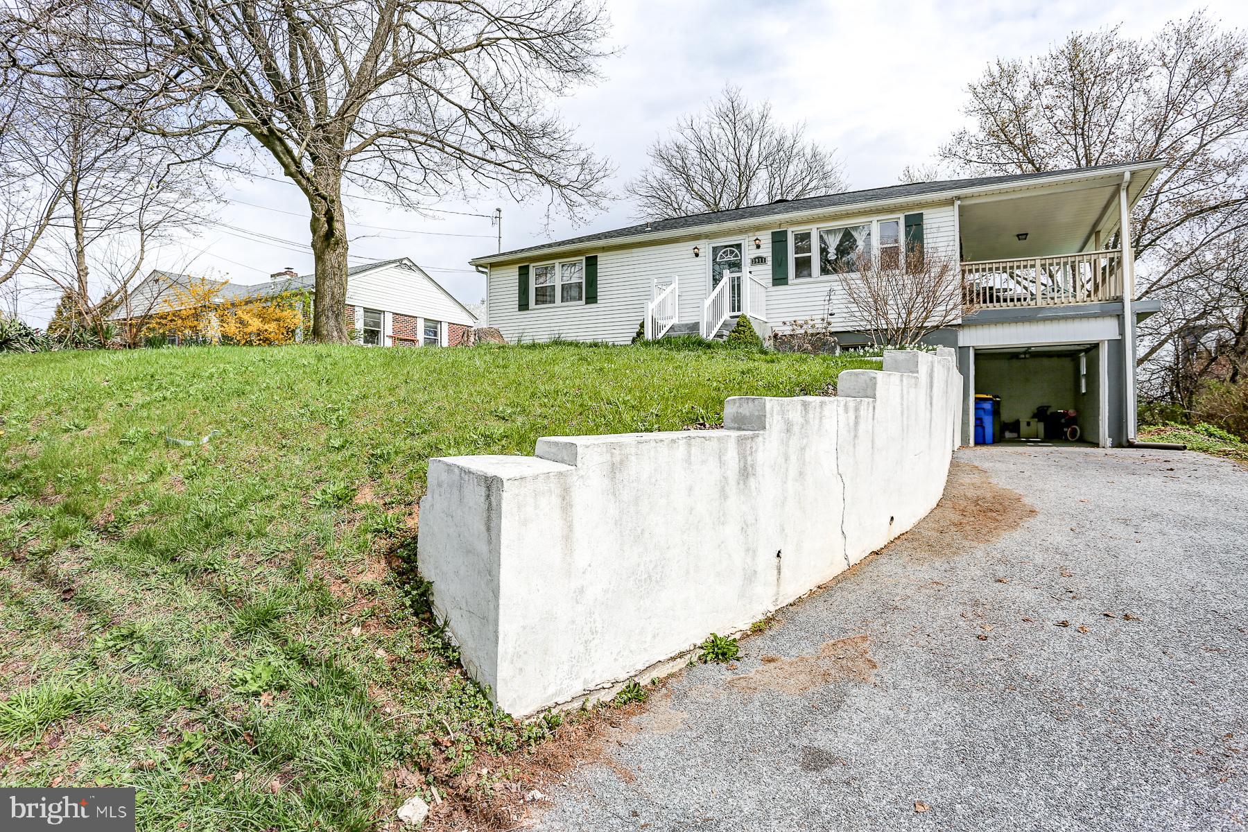 3911 Carlisle Road Dover, PA 17315 - Photo 2 of 25 Gallery Image 2