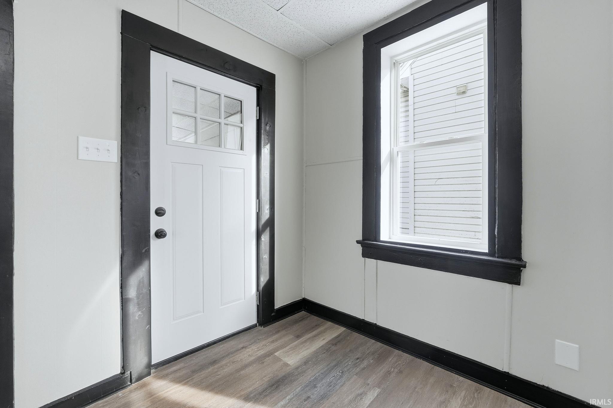 514 Buchanan Street Fort Wayne, IN 46803 - Photo 3 of 17