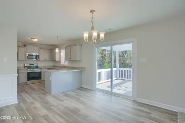 $337,700 | 713 Jasmine Lane, Jacksonville, NC 28546