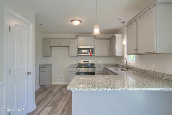 $337,700 | 713 Jasmine Lane, Jacksonville, NC 28546