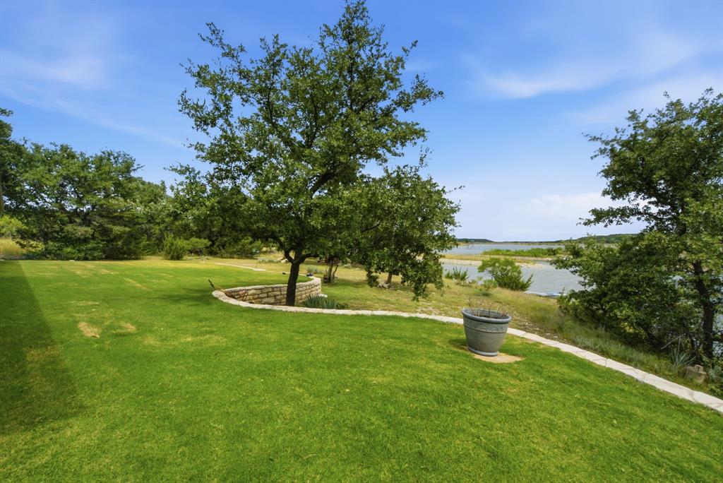 640 Sunfish Point Bluff Dale, TX 76433 - Photo 5 of 39